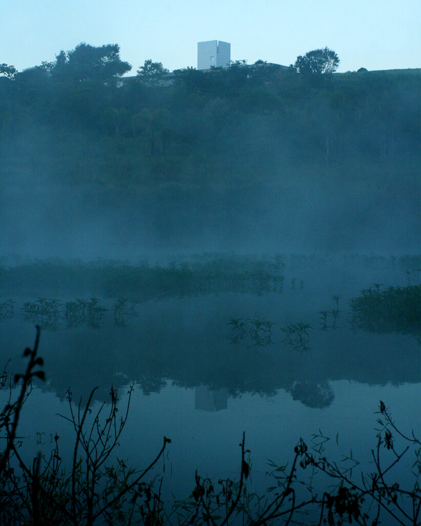 Foto de CASA EM JOANÓPOLIS, 2005 - UnaMunizViegas