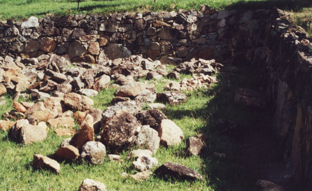 Foto de PAVILHÃO CARAMBÓ, 2001 - UnaMunizViegas